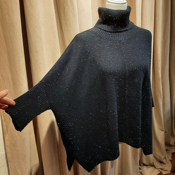 Loft batwing sweater - Picture 1 of 10